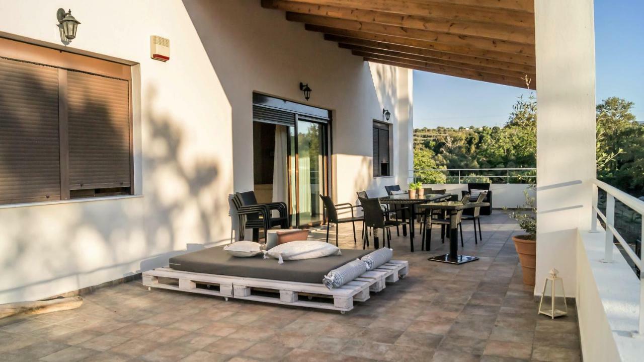 Villa Nostos *