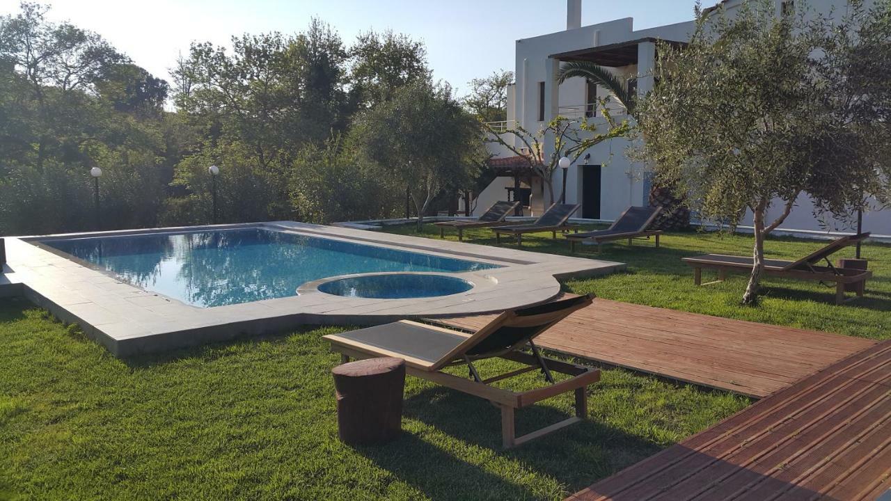 Nostos * Prinos (Crete)